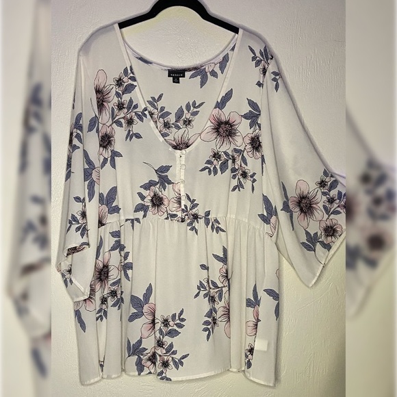 TORRID FLORAL PRINT V NECK BABYDOLL - Picture 4 of 5